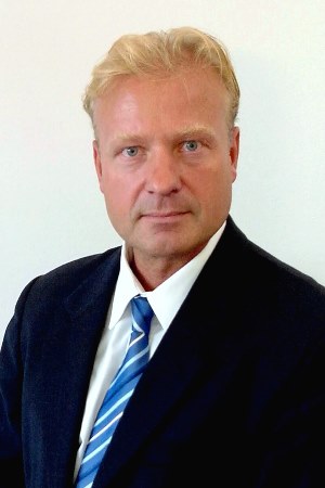 Dr. Uwe Diehr